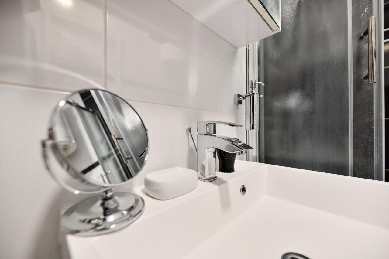 Lauris Luxury Apartment ザダル エクステリア 写真