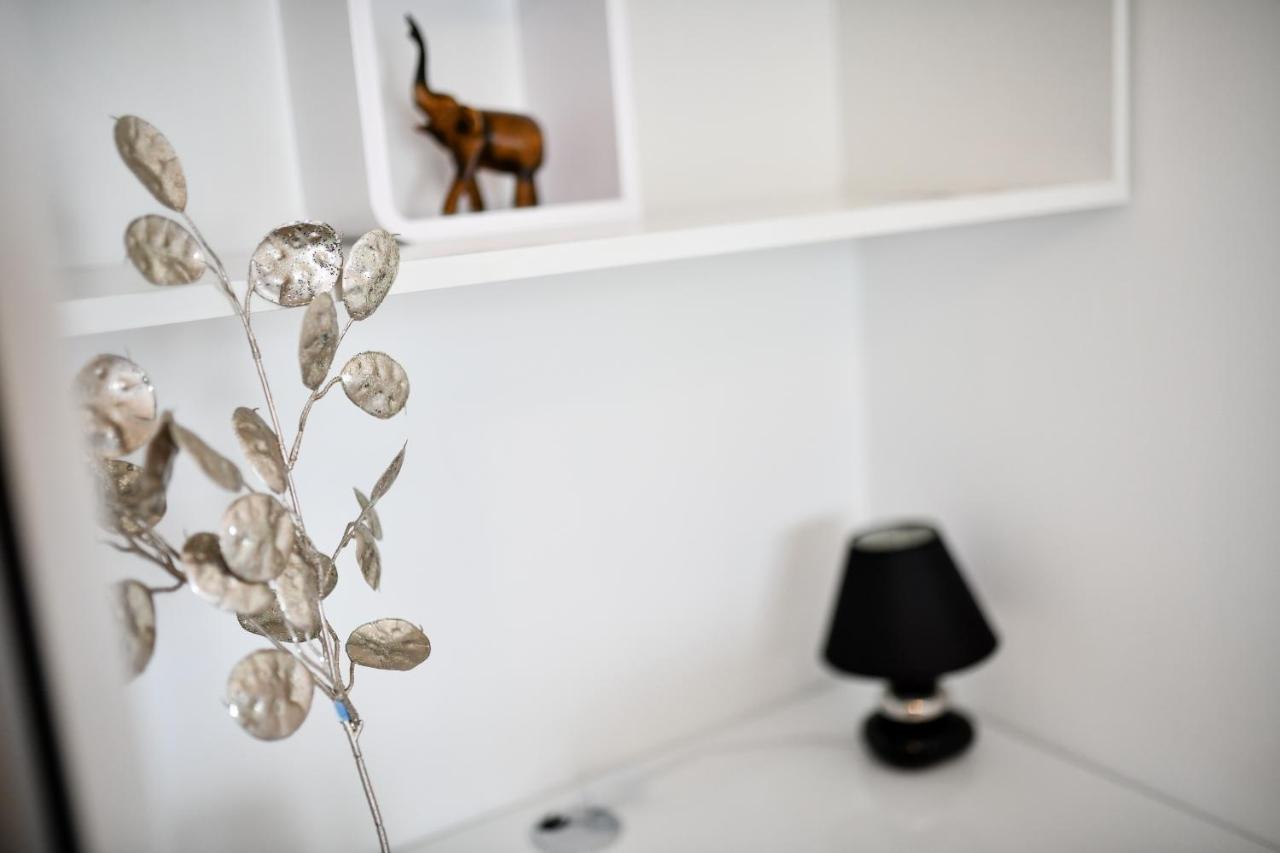 Lauris Luxury Apartment ザダル エクステリア 写真