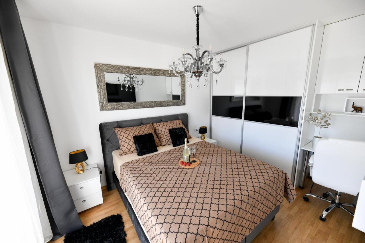 Lauris Luxury Apartment ザダル エクステリア 写真